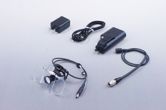 3a_アイリス　クリップ　ルーペ