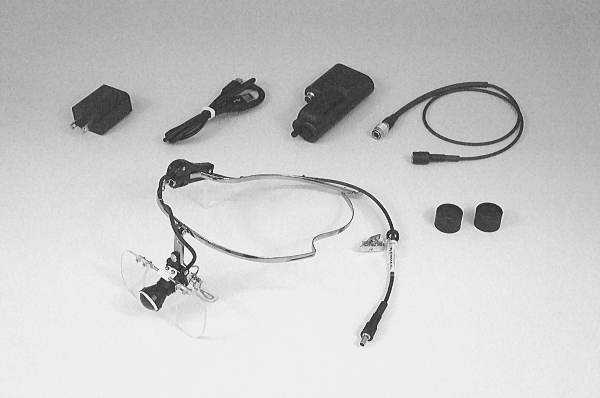 3e_アイリス　チタンフレーム　ルーペ　タッチレス